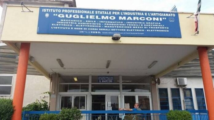 Giugliano: Istituto Marconi, la citta’ metropolitana si muove per garantire la permanenza degli studenti nel comune