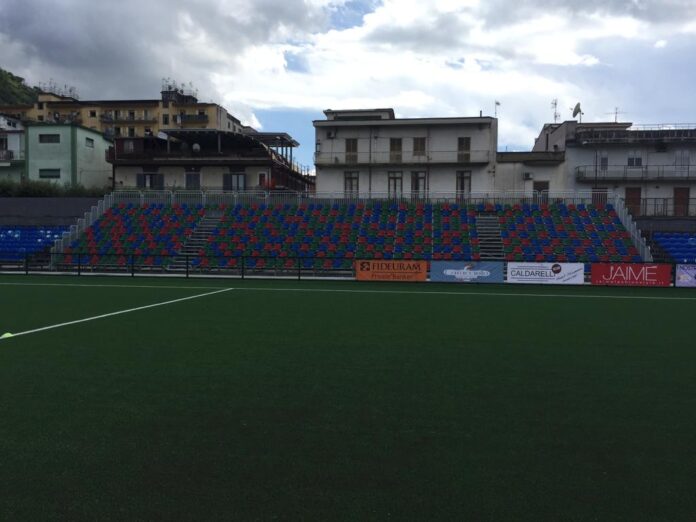 Palma Campania: il debutto del nuovo stadio “all’inglese”
