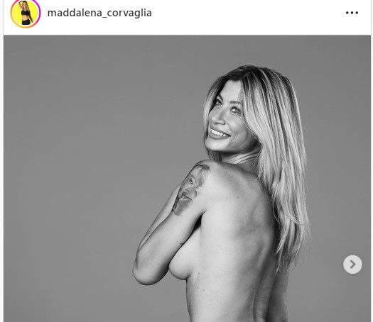 Maddalena Corvaglia in topless per una “buona causa”