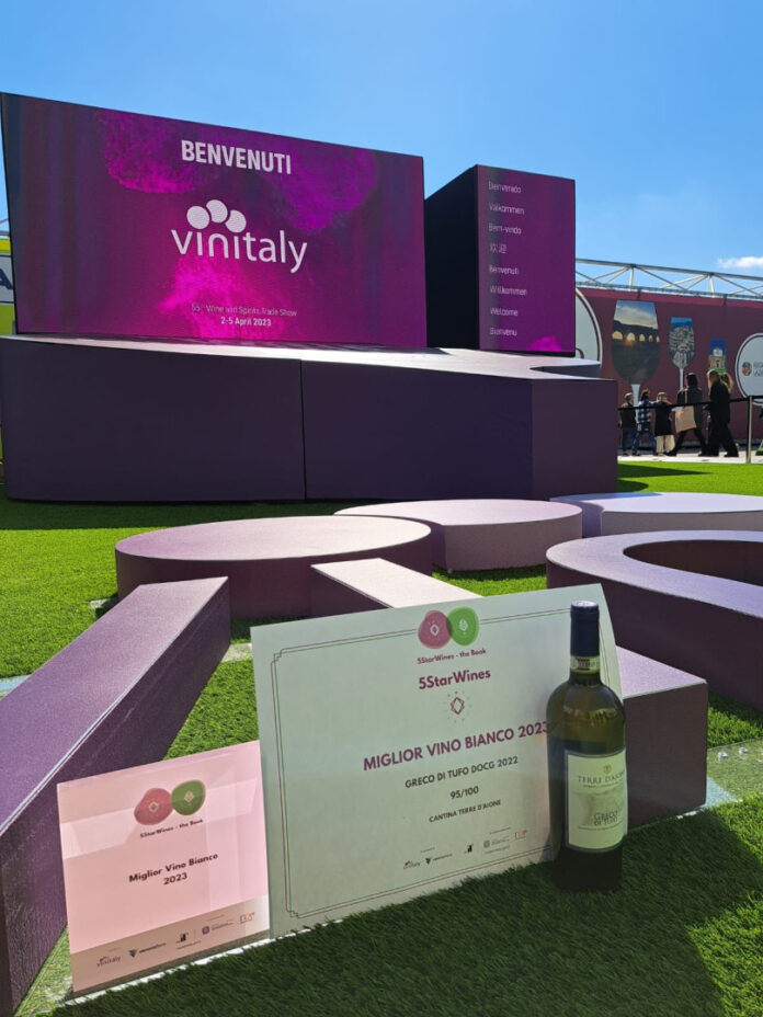 Miglior vino bianco d'Italia: il Greco di Tufo di Terre D'Aione premiato dal concorso internazionale 5StarWines