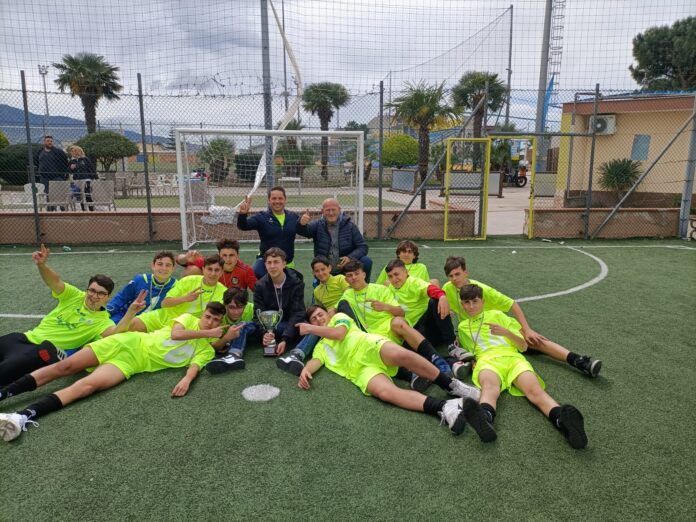 Campionati Studenteschi: l'IC Pascoli vince il torneo provinciale calcio a 5