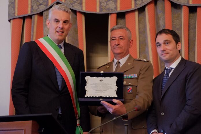 Conferita la Cittadinanza Onoraria di San Giorgio a Cremano all’esercito Italiano