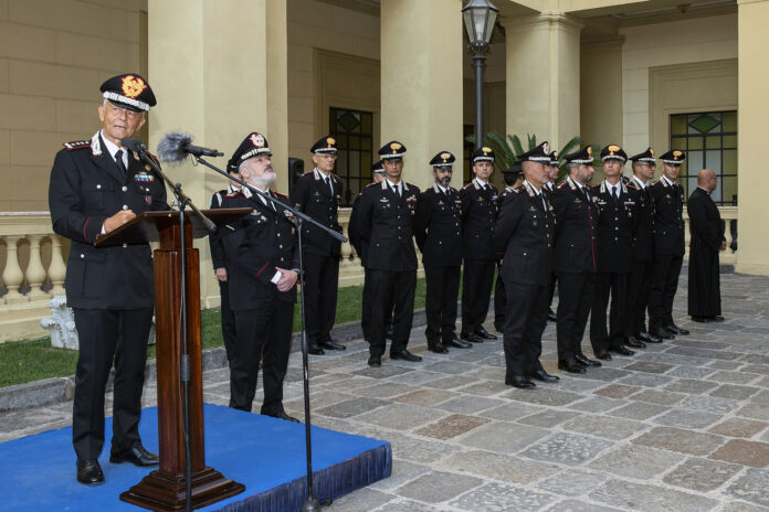 Napoli: Il Generale di Corpo D'Armata De Vita premia 8 militari per complesse indagini contro la criminalità