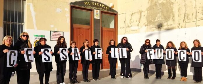 Boscotrecase: flash mob di 14 donne per il Giorno memoria