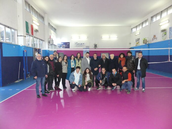 Napoli, al via ‘Sport a km 0’: corsi gratuiti in sei Play District e percorsi di formazione per giovani fino a 34 anni