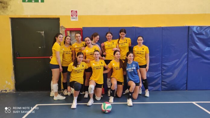 Campionati studenteschi: Pallavolo allieve femminile, a Sorrento il Liceo Marone di Meta vince contro il Salveminidi Sorrento